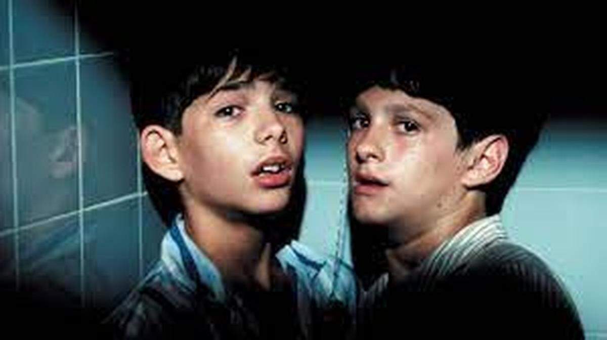 En el Coral Gables Art Cinema ‘Bad Education’ (2004) de Pedro Almodóvar, con Fele Martínez y Gael García Bernal.