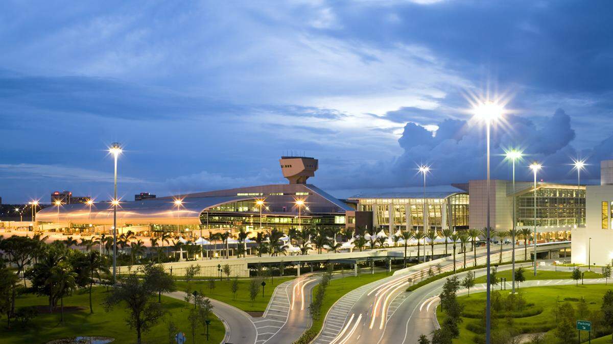 Planifica tu viaje antes de llegar al Aeropuerto Internacional de Miami (MIA).