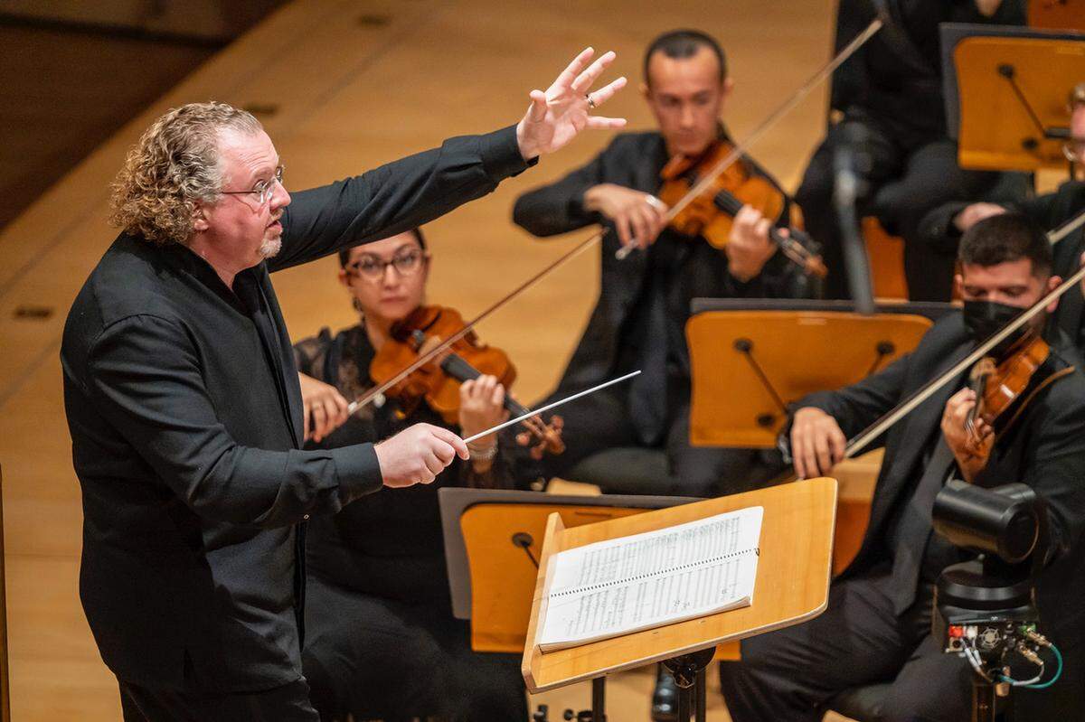 Stéphane Denève y becarios de la New World Symphony (NWS). 