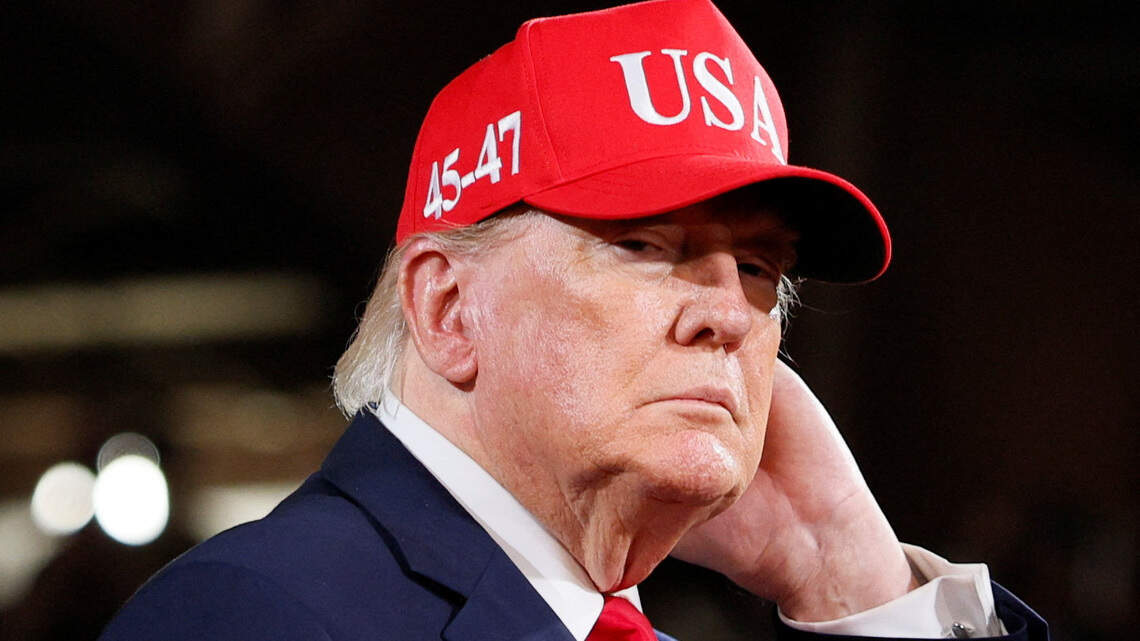 Casi una quinta parte de la plantilla federal dejó sus puestos tras el regreso de Trump