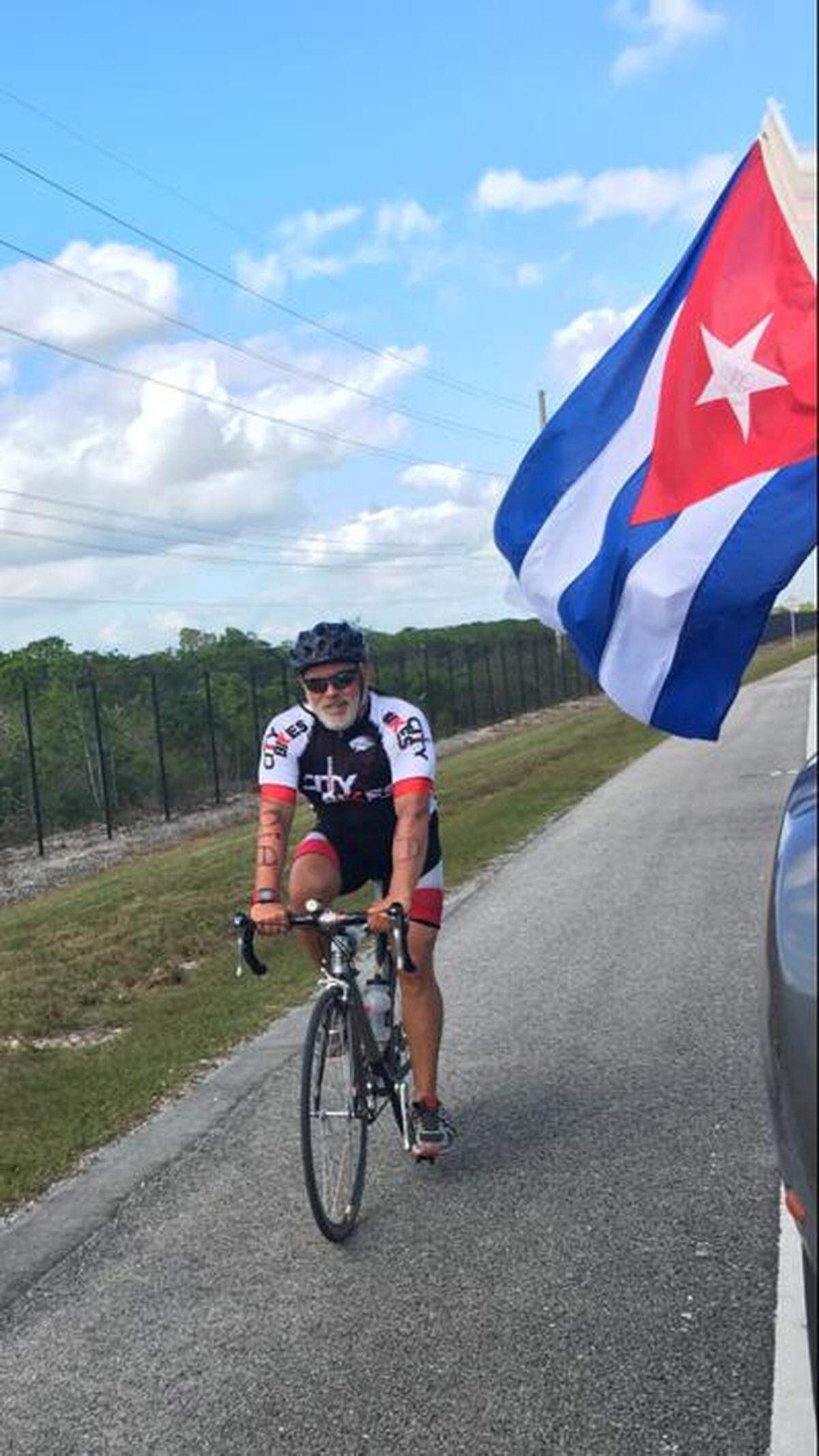 Nino Fraguela en una prueba de triatlón.