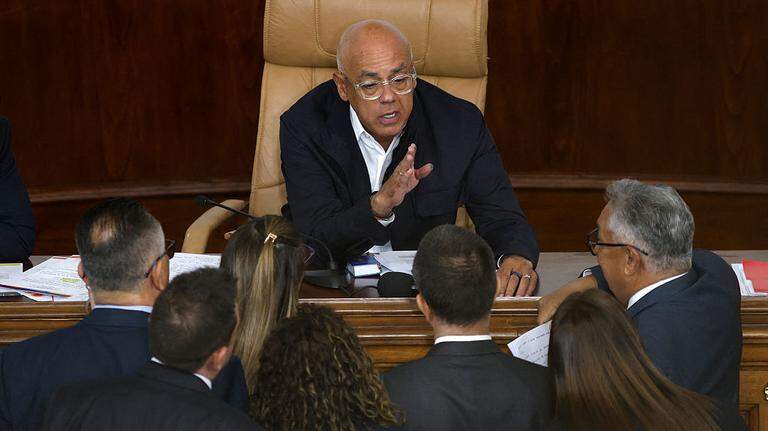 ¿Cómo afectará la Amnistía de Venezuela las peticiones de asilo de venezolanos en EEUU?