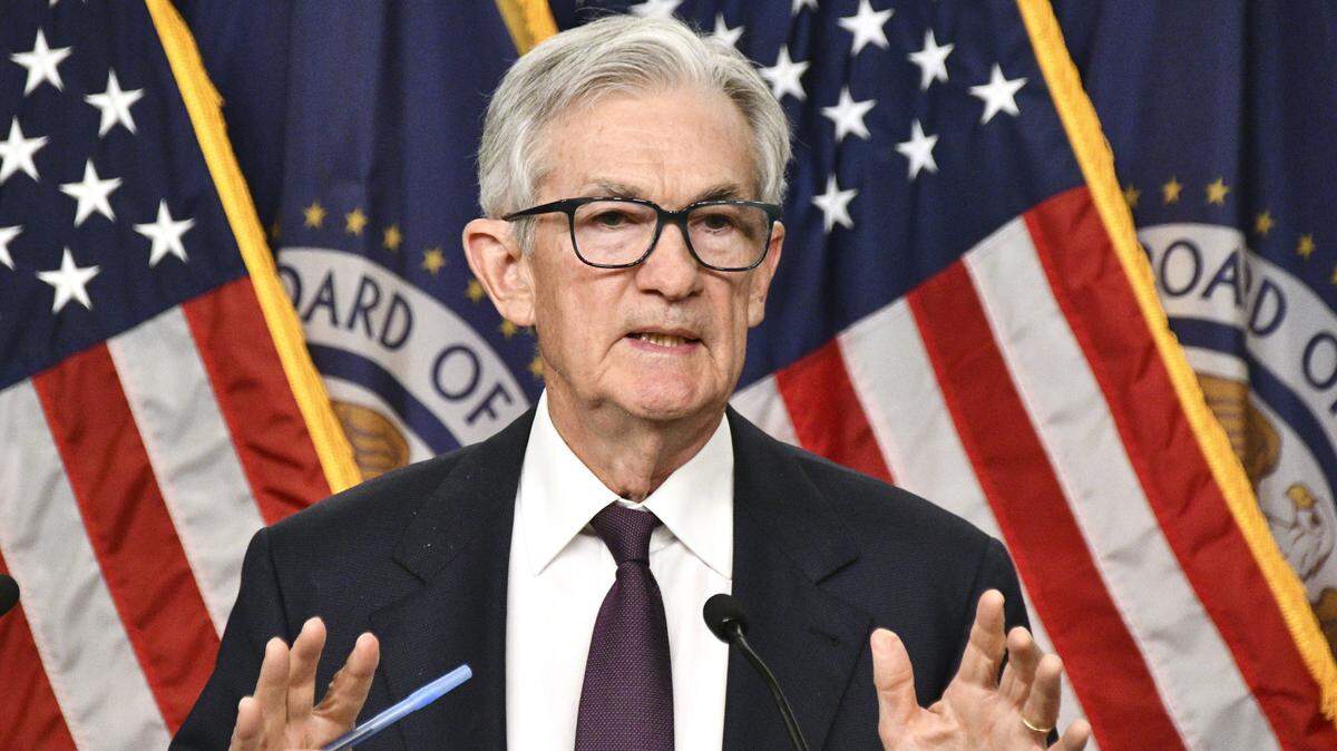 El presidente de la Reserva Federal de Estados Unidos, Jerome Powell, ofrece una conferencia de prensa tras la reunión de política monetaria del banco central en Washington, el 7 de mayo de 2025.