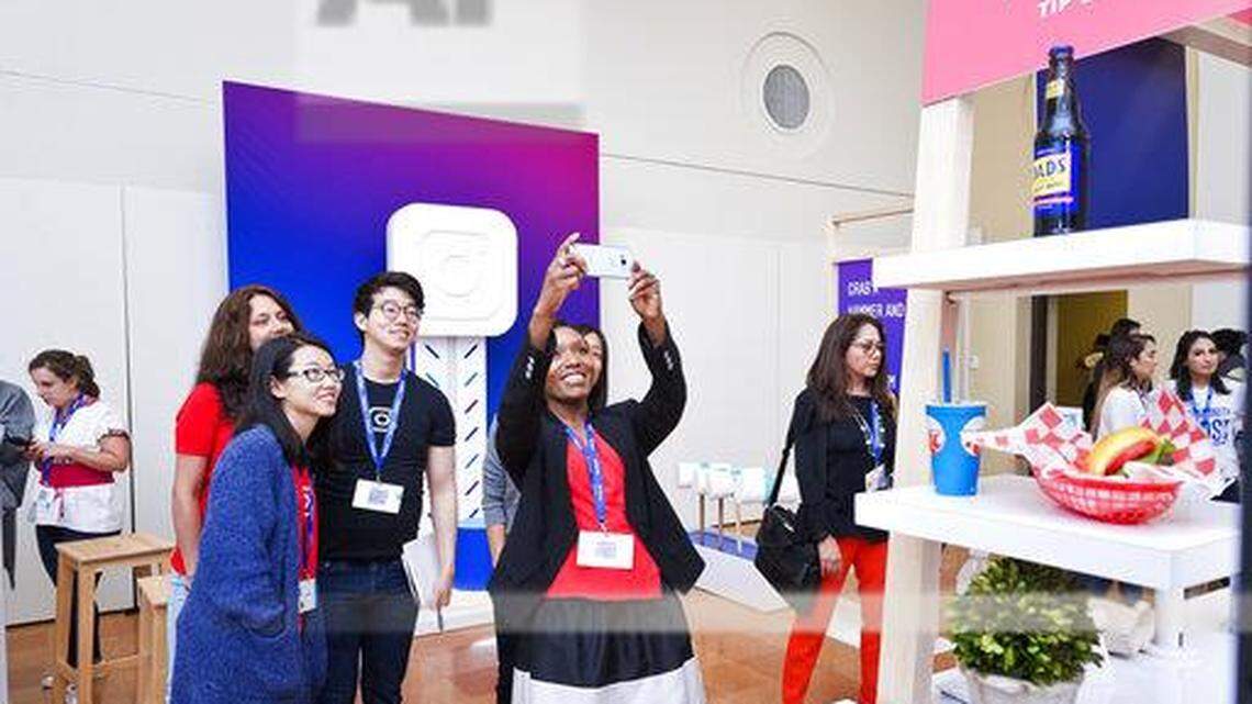 Un evento de Facebook Community Boost ofrece entrenamiento digital a pequeños negocios locales el 3 de abril en Houston. La gira nacional del programa se presenta en Miami del 18 al 20 de diciembre.