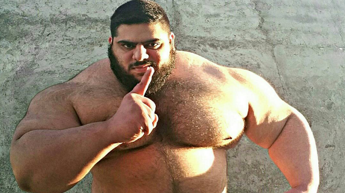Sajad Gharibi, es un gigante de 155 kilos conocido en su tierra como el “Hulk iraní”. 