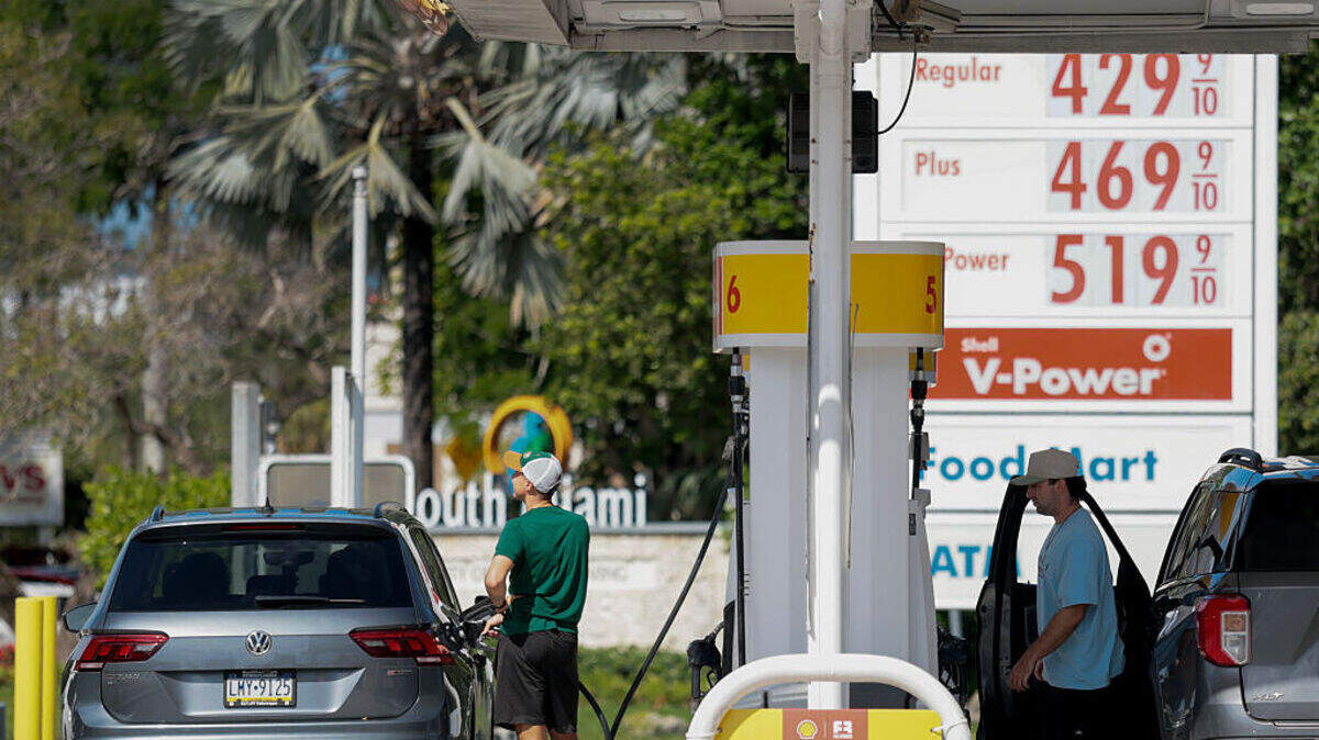 El presidente estadounidense, Donald Trump, dijo el lunes que los precios actuales del combustible en Estados Unidos son excesivos.