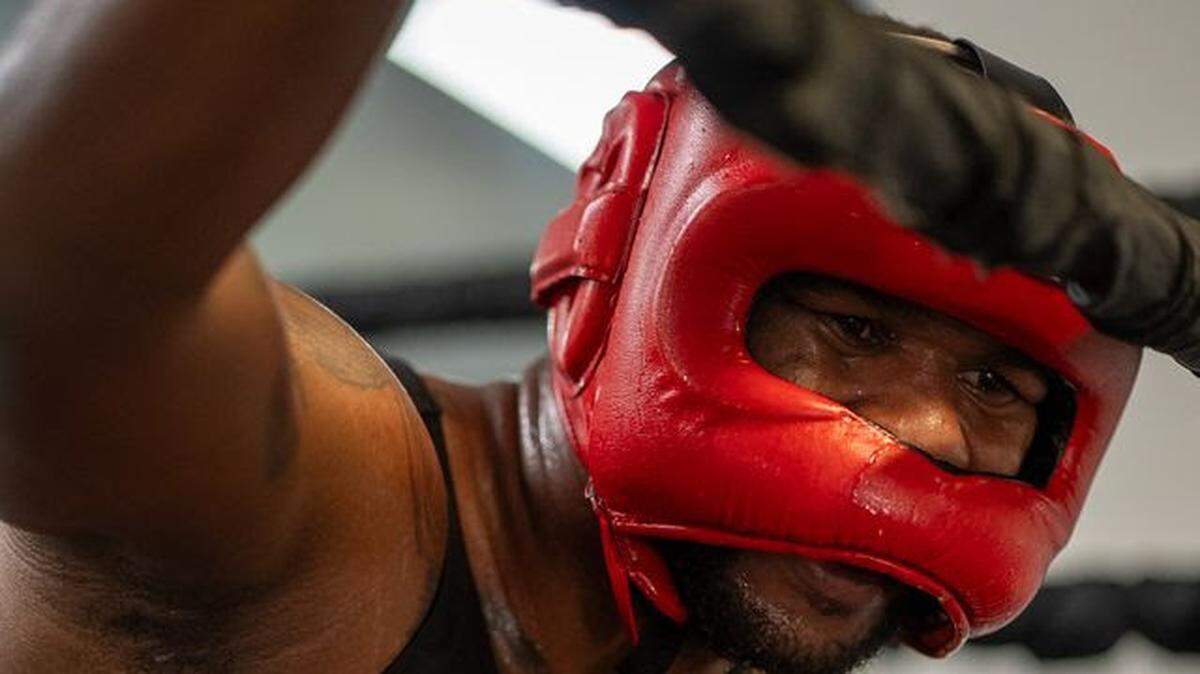Lenier Peró sabe que el momento de dar un paso definitivo ha llegado. Este sábado 1 de noviembre, el invicto cubano regresa al ring para enfrentar al británico Jordan Thompson.  