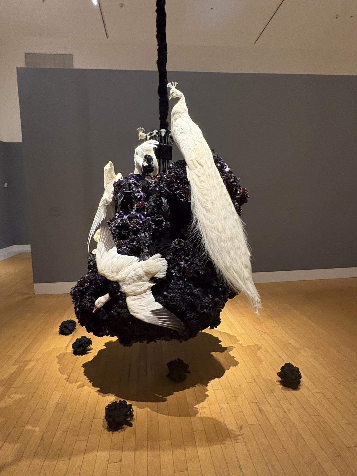 “Untitled #1375 (No Reason Except Love: Portrait of a Marriage)”, 2011–12. Técnica mixta, 81 x 71 x 66.5. Lowe Art Museum, UM, 2026.