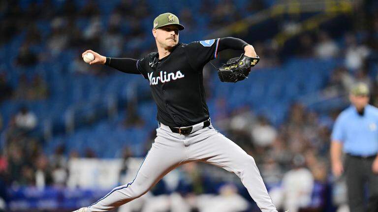 Yandy Díaz pega jonrón y los Rays aumentan la cercanía de los Marlins a un terreno peligroso