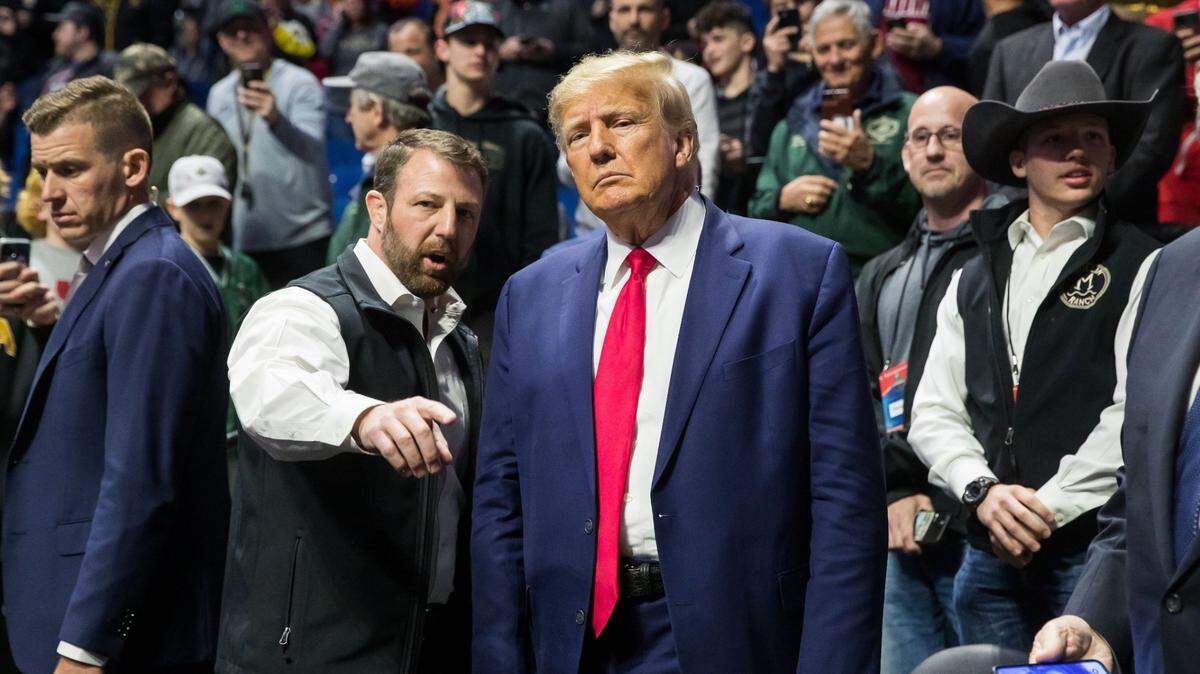 Los llamados del expresidente Donald Trump para organizar protestas antes de una posible acusación formal en su contra en Nueva York han provocado una mínima reacción entre sus seguidores, e incluso algunos de sus más férreos partidarios opinan que la idea es una pérdida de tiempo o una trampa para que los arresten.