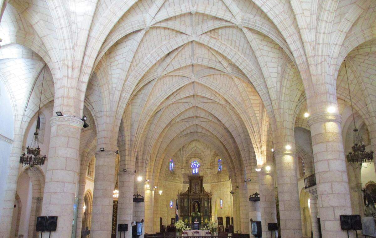 Nave principal de la Catedral Metropolitana.