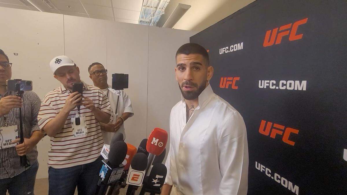 El campeón español de sangre georgiana Ilia Topuria va por la gloria ante Charles Oliveira, en la cartelera de la UFC 317 el sábado 28 de junio en Las Vegas.