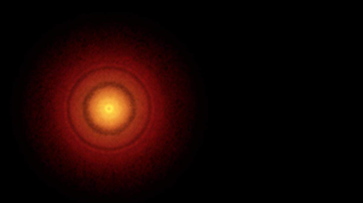 La estrella TW Hydrae es muy estudiada por los astrónomos debido a su proximidad a la Tierra
