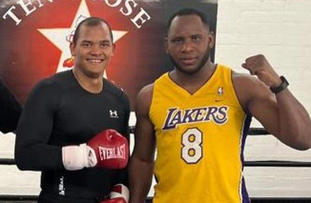 Geovany Bruzón (izq.) junto a su compatriota Frank Sánchez.