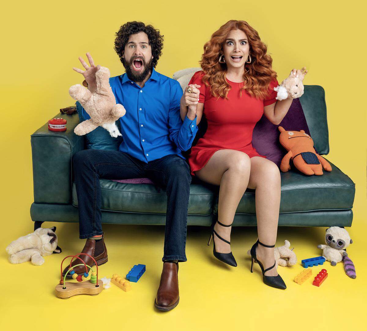 ‘Papás Fritos’, la comedia escrita por Pablo Mir y protagonizada por los jóvenes actores Rachel Cruz y Héctor Medina en Teatro 8.
