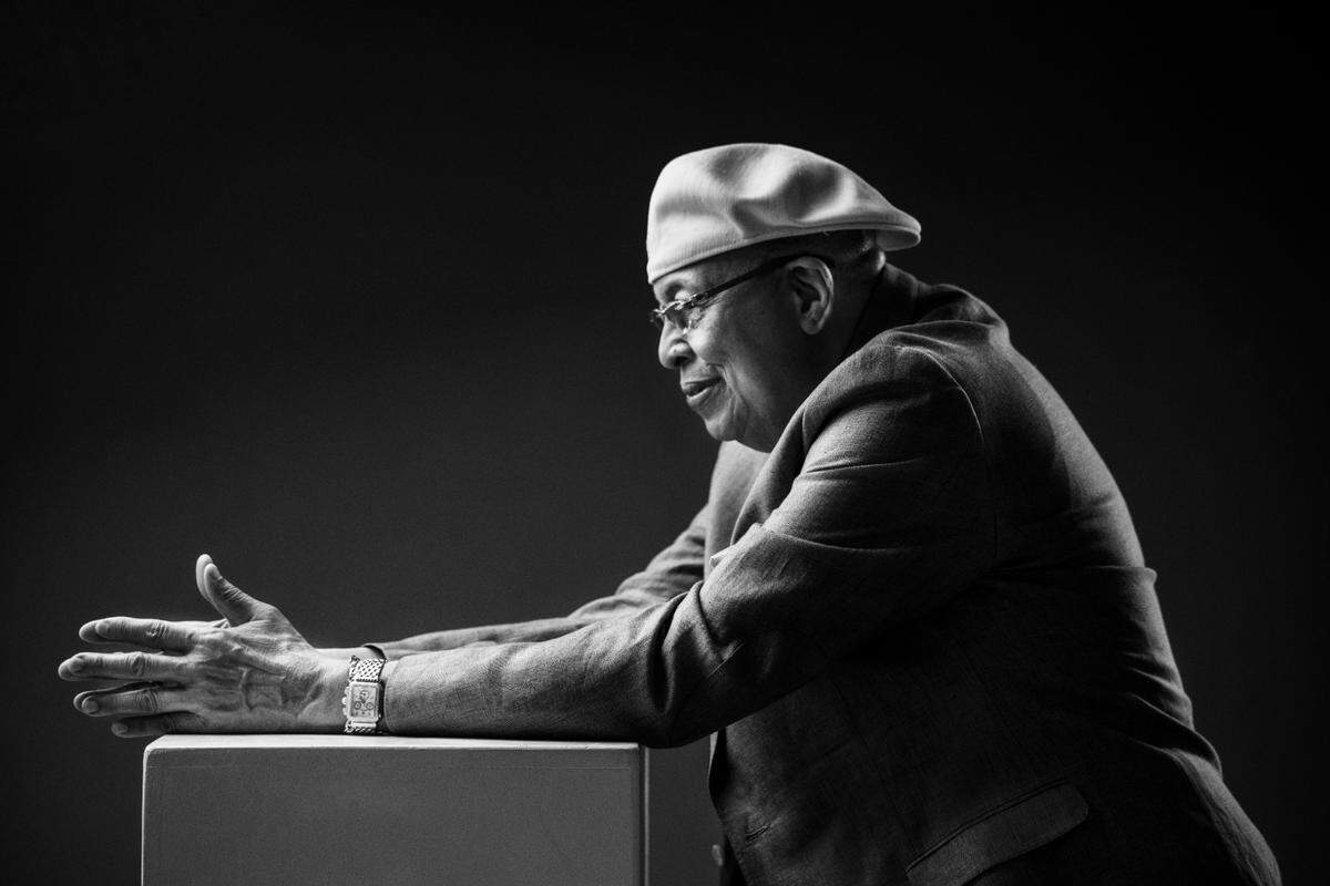 El viernes 30 de abril se presentará Chucho Valdés, pianista, compositor, arreglista y ganador de seis premios Grammy y tres Latin Grammy, a las 9:30 p.m., con un quinteto integrado por José Armando Gola (bajo); Dafnis Prieto (batería) y Roberto Vizcaíno Jr. (percusión).
