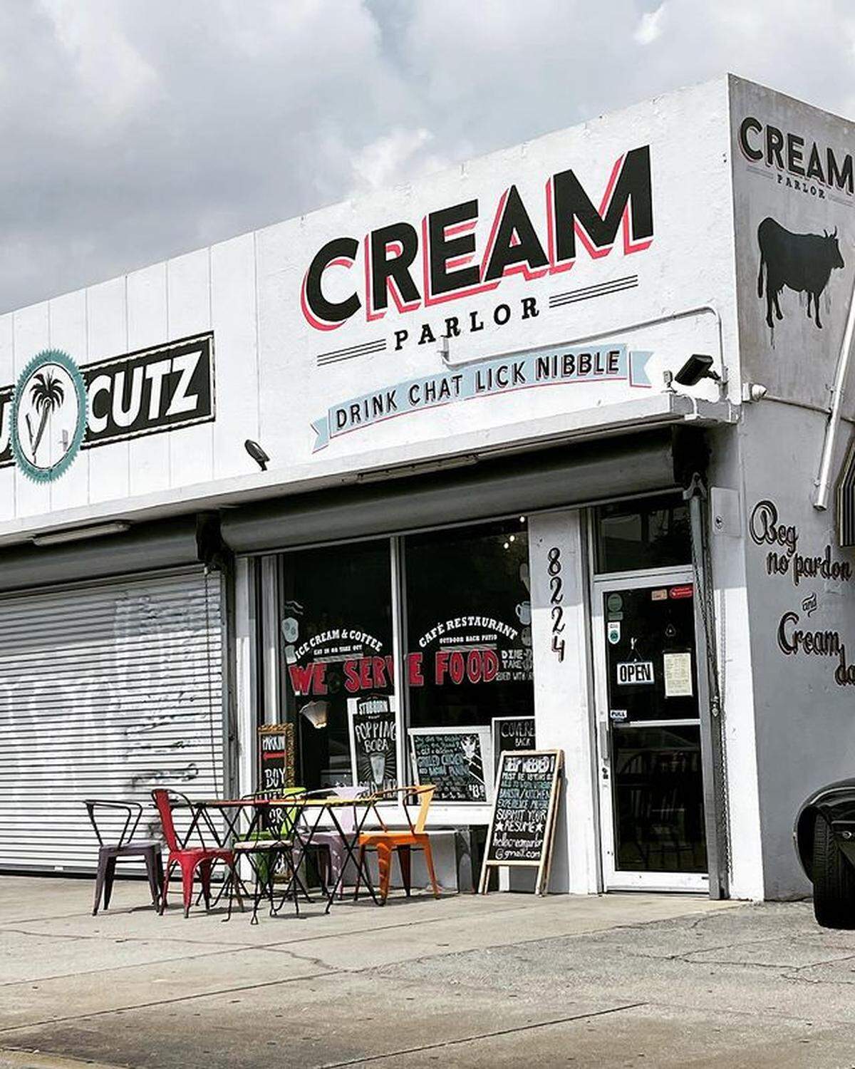 Cream Parlour, en Biscayne Boulevard, es propiedad del matrimonio de Johnny y Ainsley Tsokos, trae antiguas recetas familiares a un lugar antiguo y a la vez de ambiente hogareño.&nbsp;