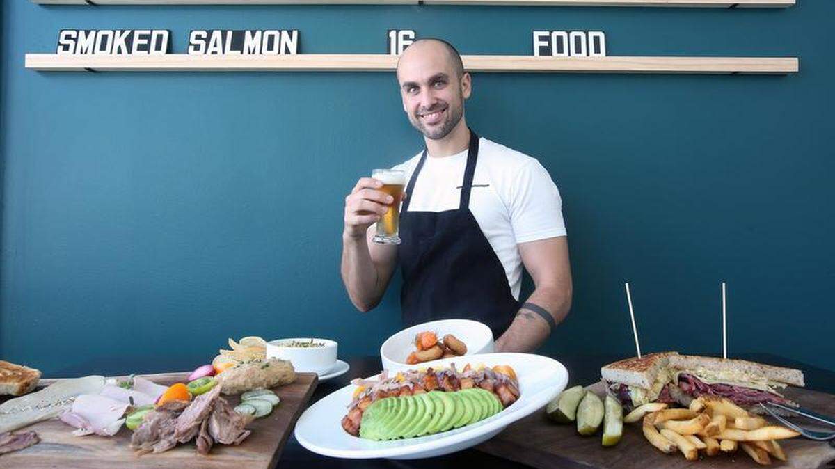 El chef Brian Nasajón quiso complacer los apetitos citadinos con propuestas de platillos clásicos americanos con un giro fresco y creativo.