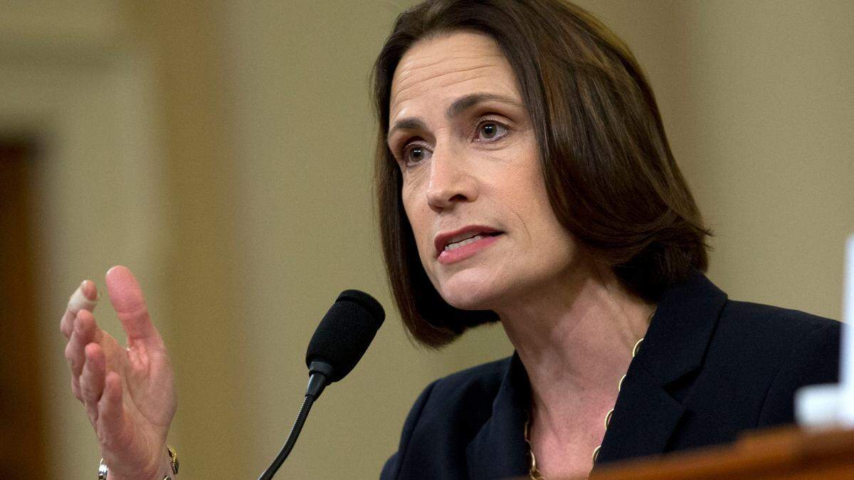 Fiona Hill, ex asesora de seguridad nacional sobre temas de Rusia y Europa, testifica ante el Comité de Inteligencia de la Cámara de Representantes, el 21 de noviembre de 2019 en Washington D.C.