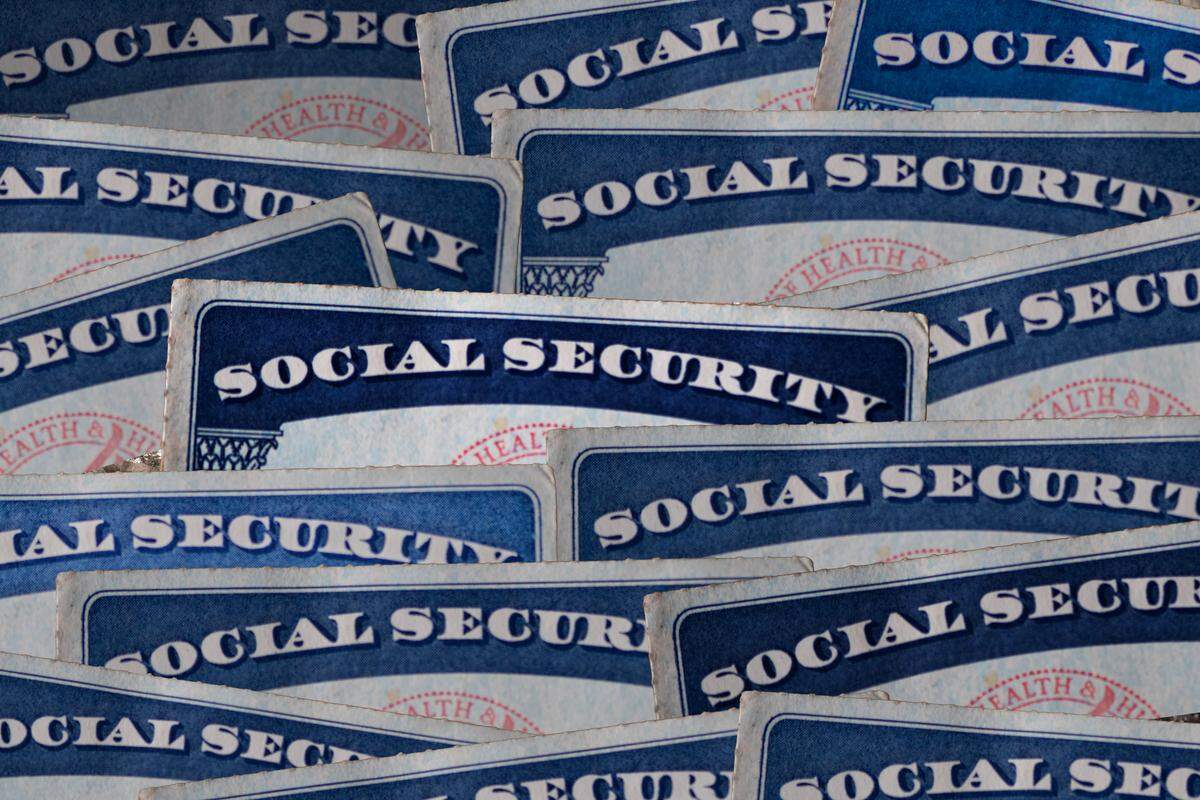 Cambios en el Seguro Social en el 2026: aumento del COLA y límites de ganancias para los retirados.