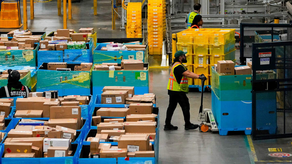 Actividad empresarial en EEUU toca máximo en más de cinco años; aumentan presiones inflacionistas