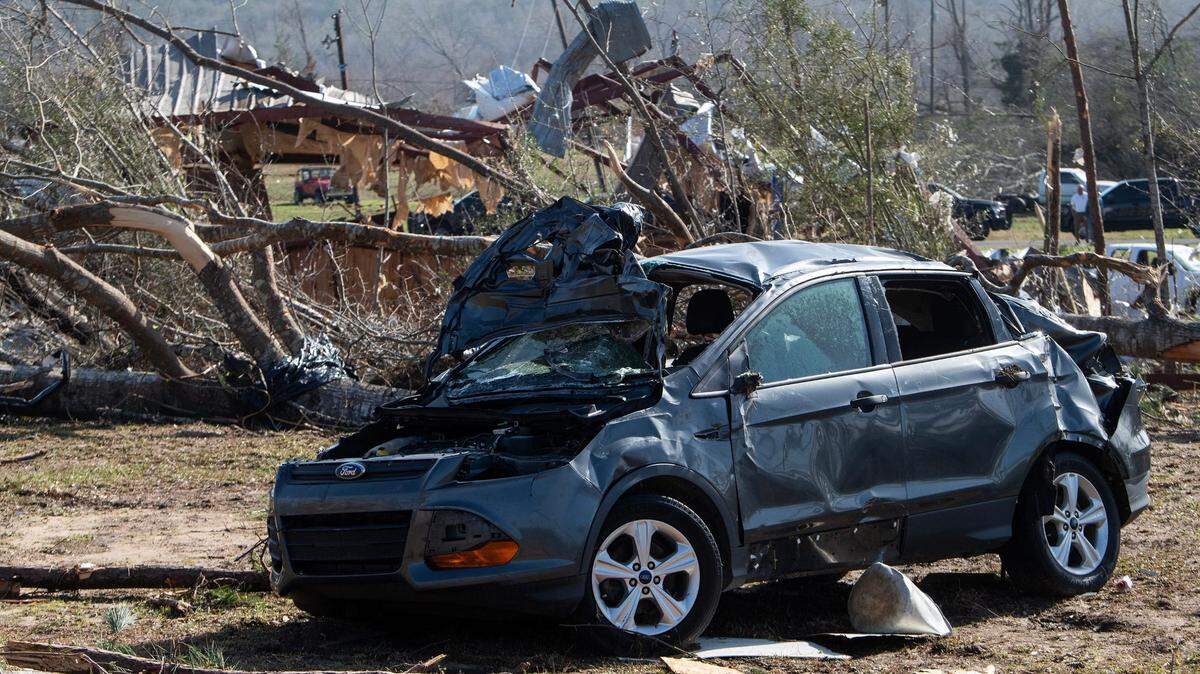 Daños por la tormenta en Plantersville, Alabama, el domingo 16 de marzo de 2025, después de que un tornado golpeara la zona durante la noche.