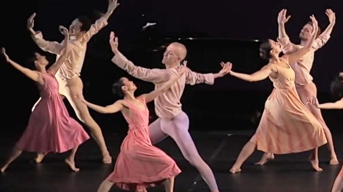 Muestra de baile de Daniel Lewis Dance Sampler en Dance Theatre.