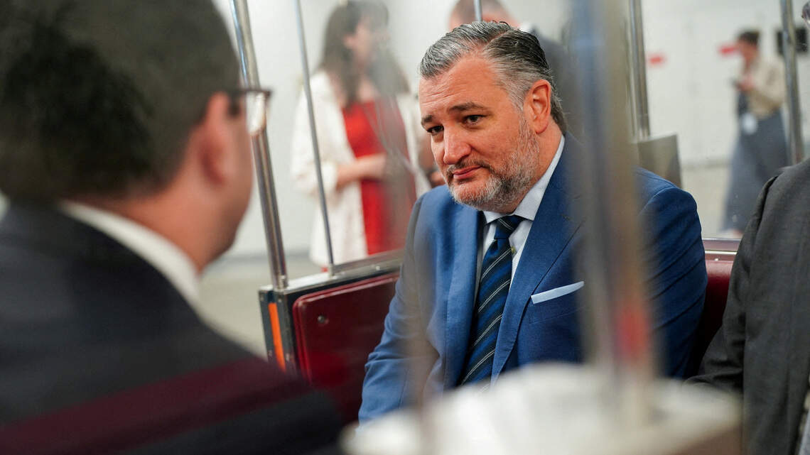 Senador Ted Cruz pide elecciones para Venezuela en 2027 y defiende el acuerdo petrolero
