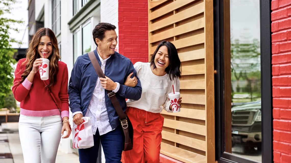 Sabor latino en primavera: Jalapeño Ranch y Fresa con flor de Jamaica en Chick-fil-A