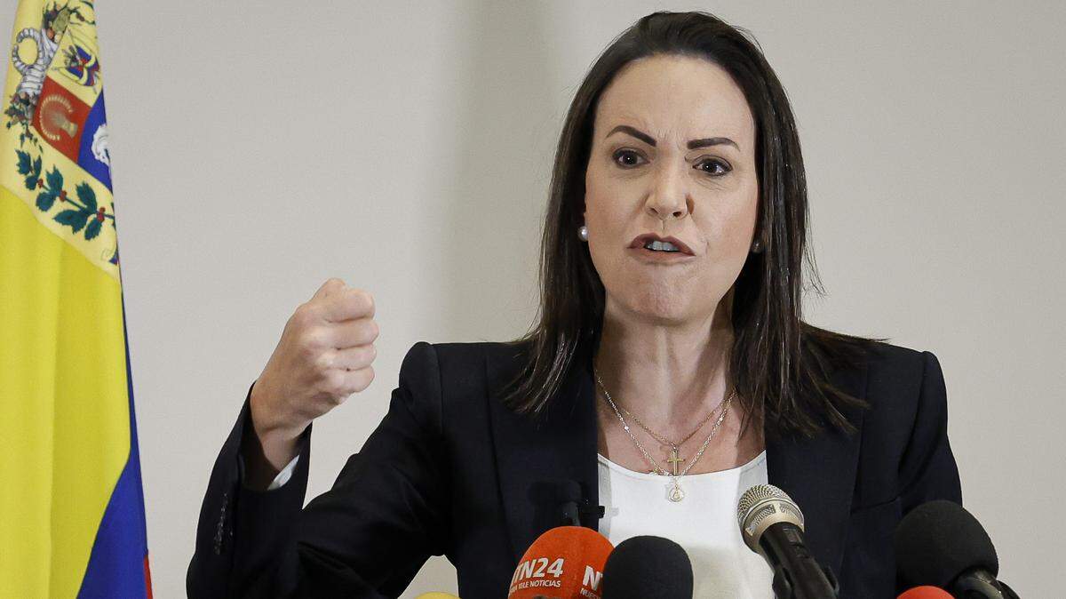 Foto de archivo. María Corina Machado, líder opositora venezolana, enfrenta nuevas acusaciones de “traición a la patria” tras respaldar una ley de sanciones contra Maduro.