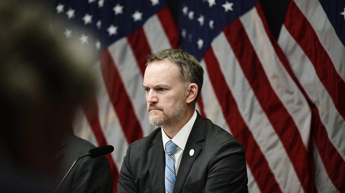 Jamieson Greer, representante comercial de Estados Unidos, participa en una conferencia de prensa sobre negociaciones entre EEUU y China, el 29 de julio de 2025, en Estocolmo, Suecia.
