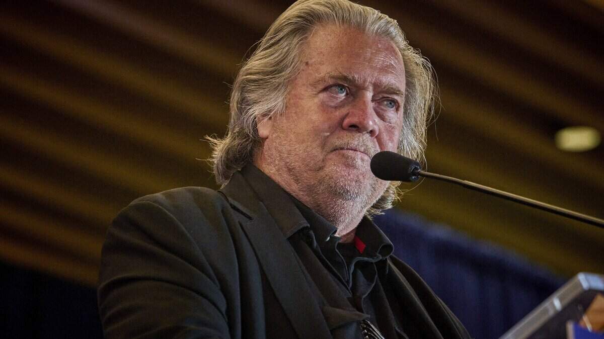 Steve Bannon habla durante la Conferencia Nacional de Conservadurismo en Washington D.C., el 3 de septiembre de 2025.