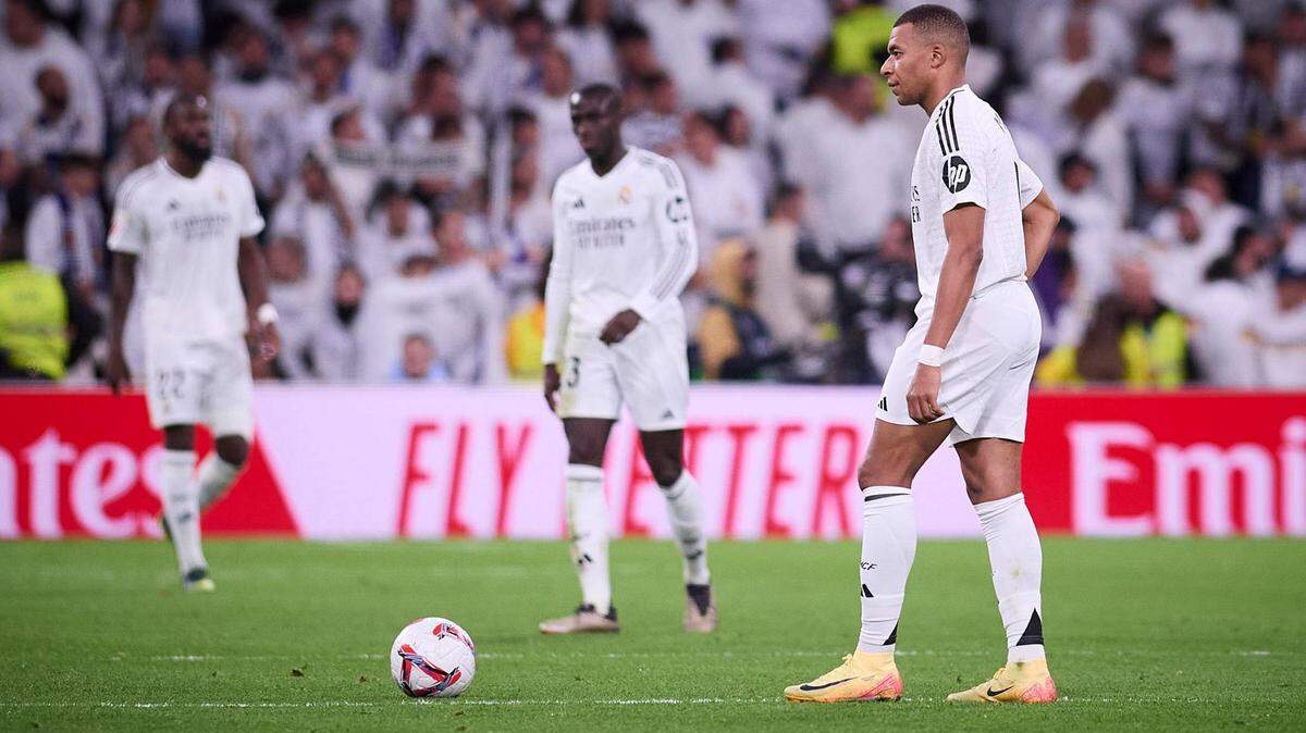 “Desastre”, “incendio”, “pesadilla”: estos son algunos de los calificativos recibidos por el Real Madrid, vigente campeón de Europa y de España y que brilló el año pasado por su solidez, la derrota del martes contra el AC Milan, la segunda consecutiva luego del clásico contra Barcelona).