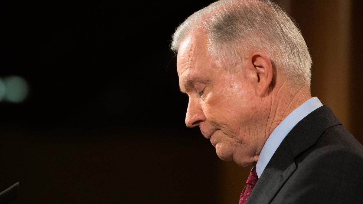 El secretario de Justicia Jeff Sessions se dirige a la prensa en Washington el 20 de julio del 2017.