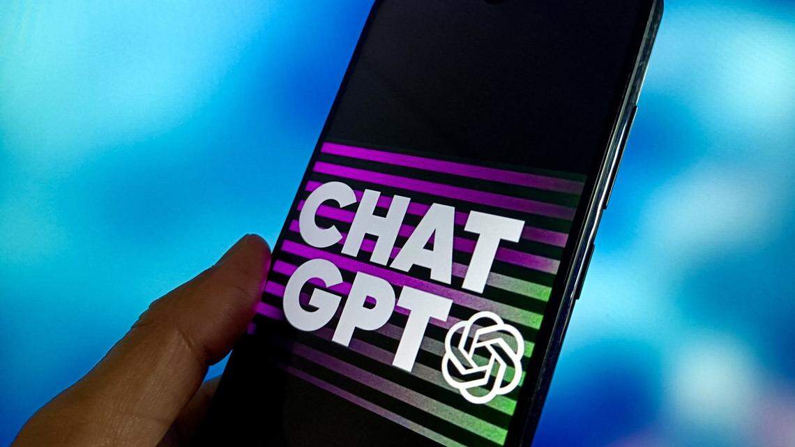 Are Latina workers lagging behind in the use of AI?