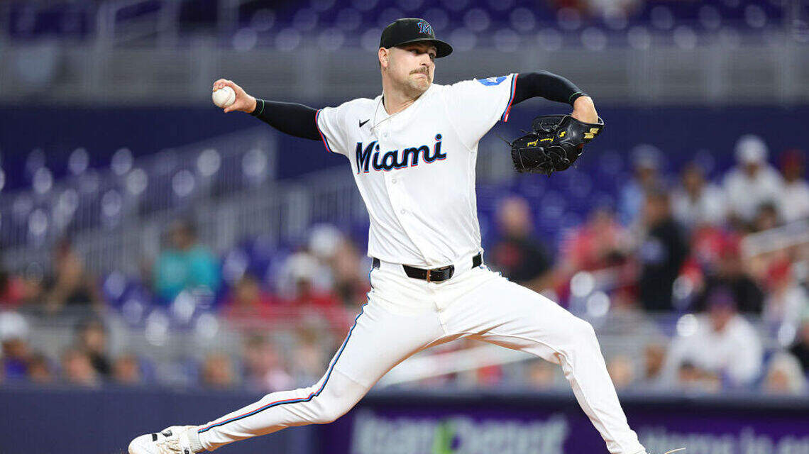 Noche apagada de los Marlins tras maratón en Nueva York; Alcántara listo para cambiar la historia