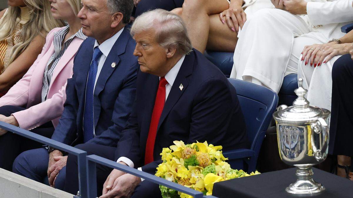 El presidente Donald Trump asiste a la final del Abierto de Tenis de Estados Unidos, el domingo 7 de septiembre de 2025, en el Centro Nacional de Tenis Billie Jean King, en Nueva York.