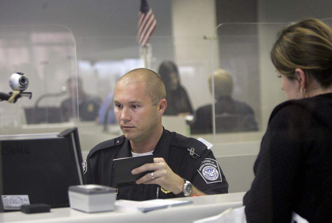 Many foreign travelers who enter the U.S. with non-immigrant visas such as visitors for business or pleasure can apply to extend their status online with new USCIS technology.