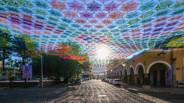 Arte textil de artesanas mexicanas transforma a Coral Gables