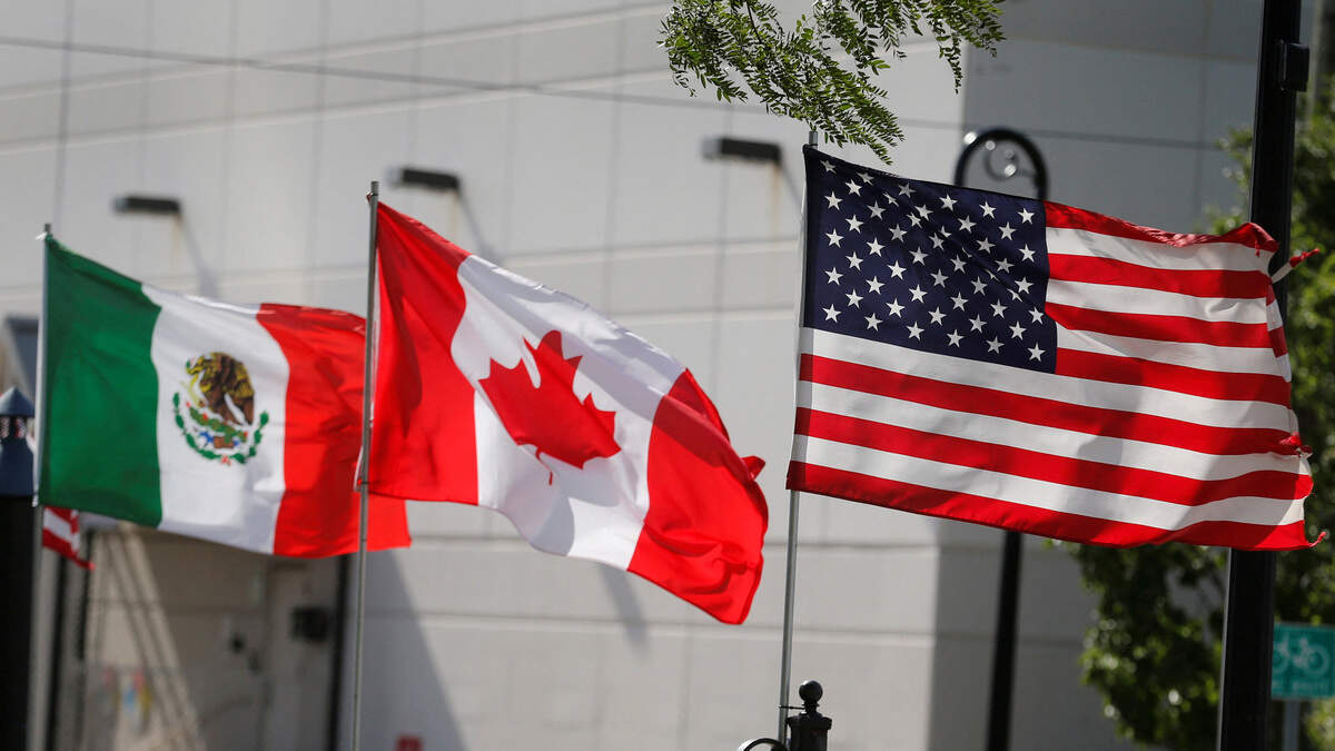 La declaración estadounidense sobre el tratado México, Estados Unidos y Canadá pondría en marcha revisiones y posibles aranceles. México y Canadá buscan acuerdos mientras Washington exige cambios.