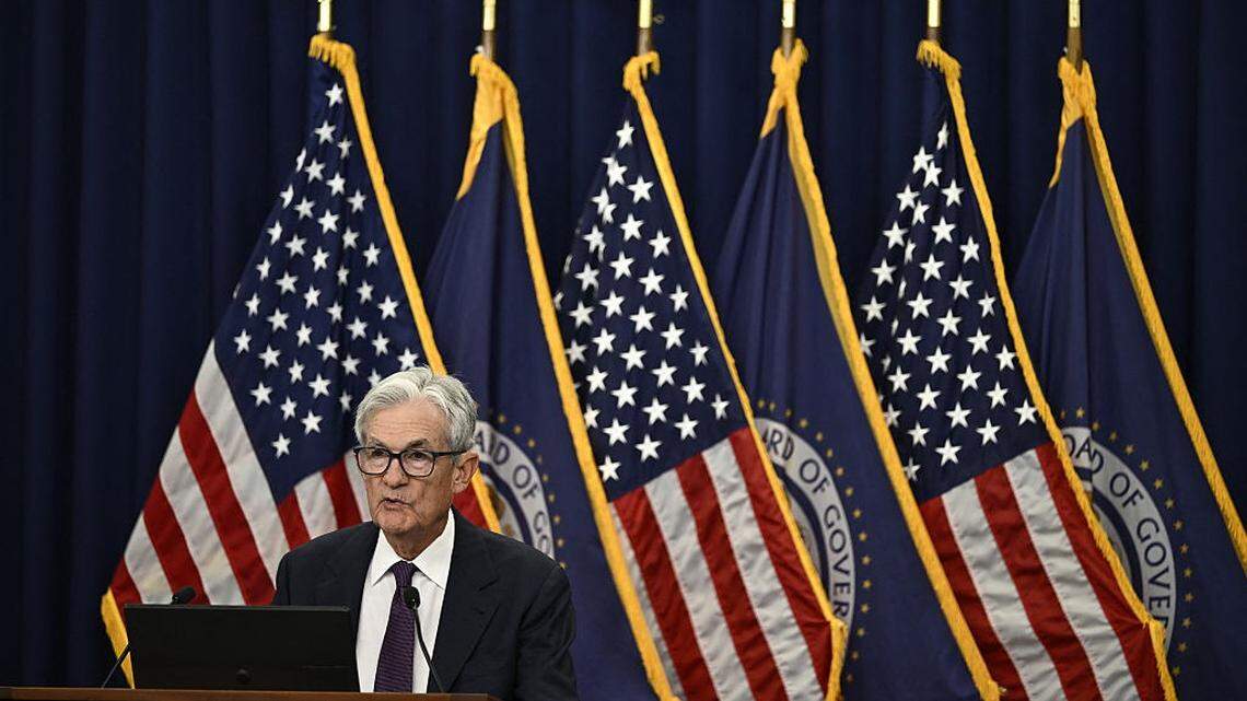 El presidente de la Reserva Federal de Estados Unidos, Jerome Powell, habla durante una conferencia de prensa tras anunciar la decisión de política monetaria en el edificio de la Junta de la Reserva Federal en Washington, DC, el miércoles 29 de abril de 2026.