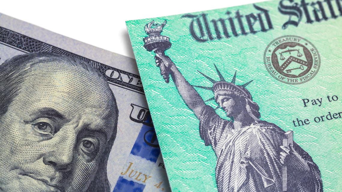 El IRS indicó que los contribuyentes que presentaron su declaración de impuestos online y que eligieron depósito directo, ya pueden haber recibido su declaración de impuestos, incluso si reclamaron el crédito por hijo, por trabajo o por educación.