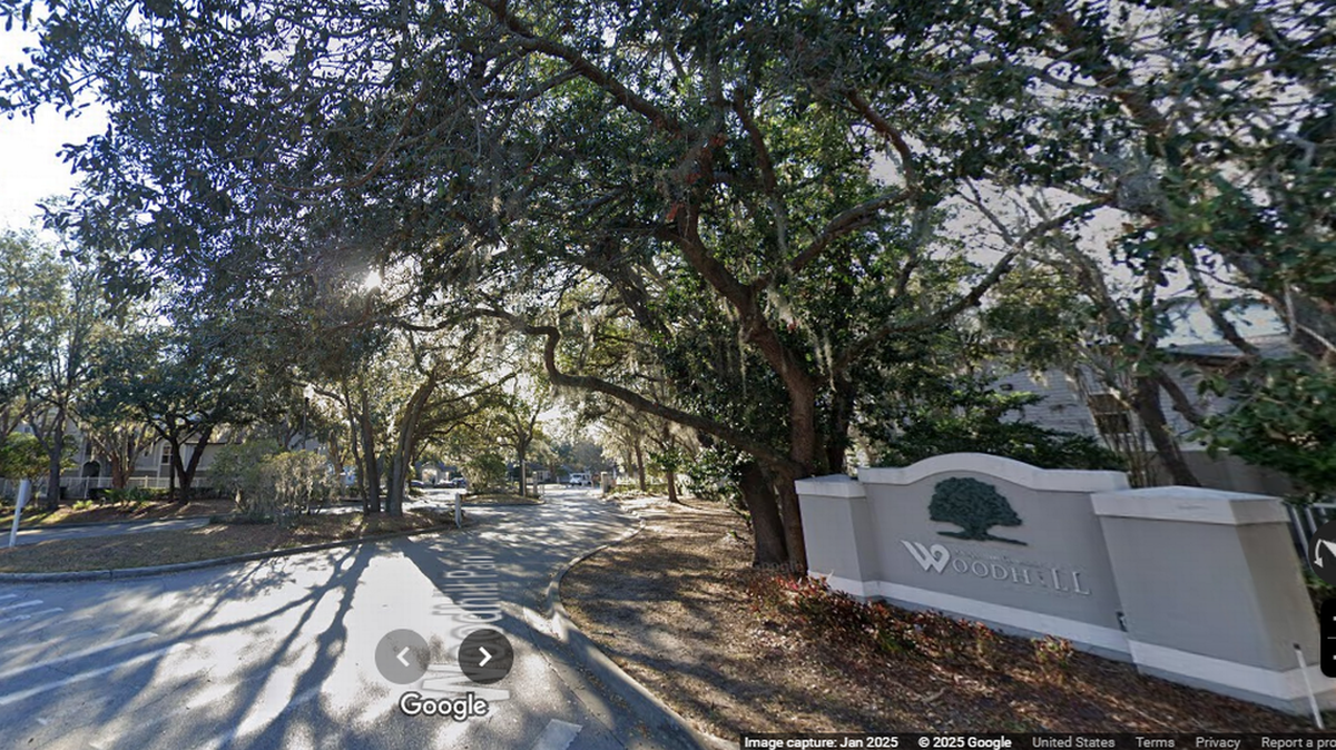 La violenta invasión doméstica donde murió baleada una mujer ocurrió el 13 de enero de 2024, en el complejo Woodhill Apartments, en el área de Orlando. 