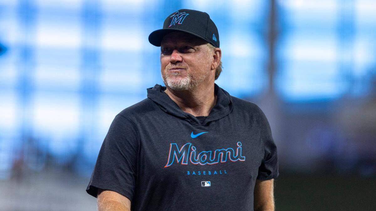 Al coach de pitcheo Mel Stottlemyre Jr. le quedaba un año de contrato con los Marlins y se le tenía como una de las voces más autorizadas en todo el béisbol sobre todo aquello relacionado con el arte de lanzar.
