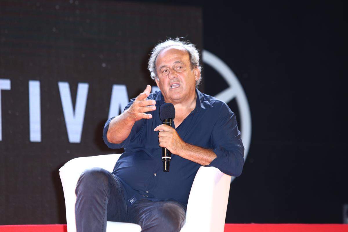 Michel Platini al igual que Joseph Blatter han negado constantemente cualquier irregularidad.