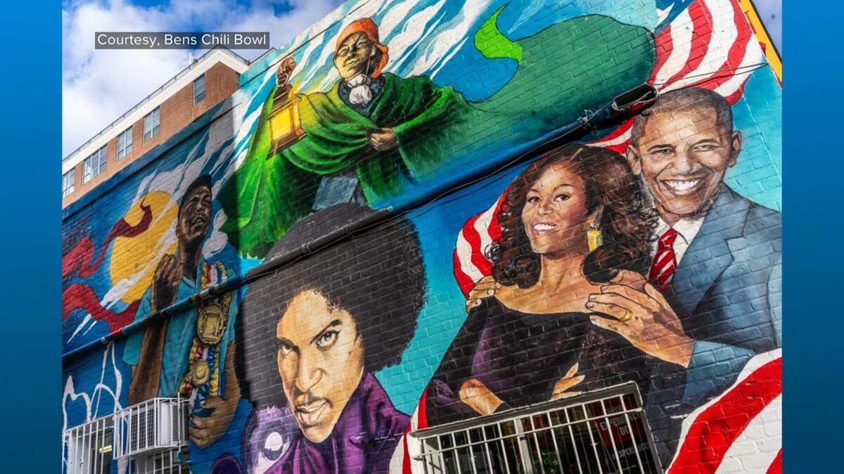 Desde su apertura en 1958, numerosas figuras políticas, artísticas y deportivas han pasado por el local, como Martin Luther King o el propio Obama, quien comió allí pocos días antes de su investidura en 2009 y cuya fotografía preside una de sus paredes.