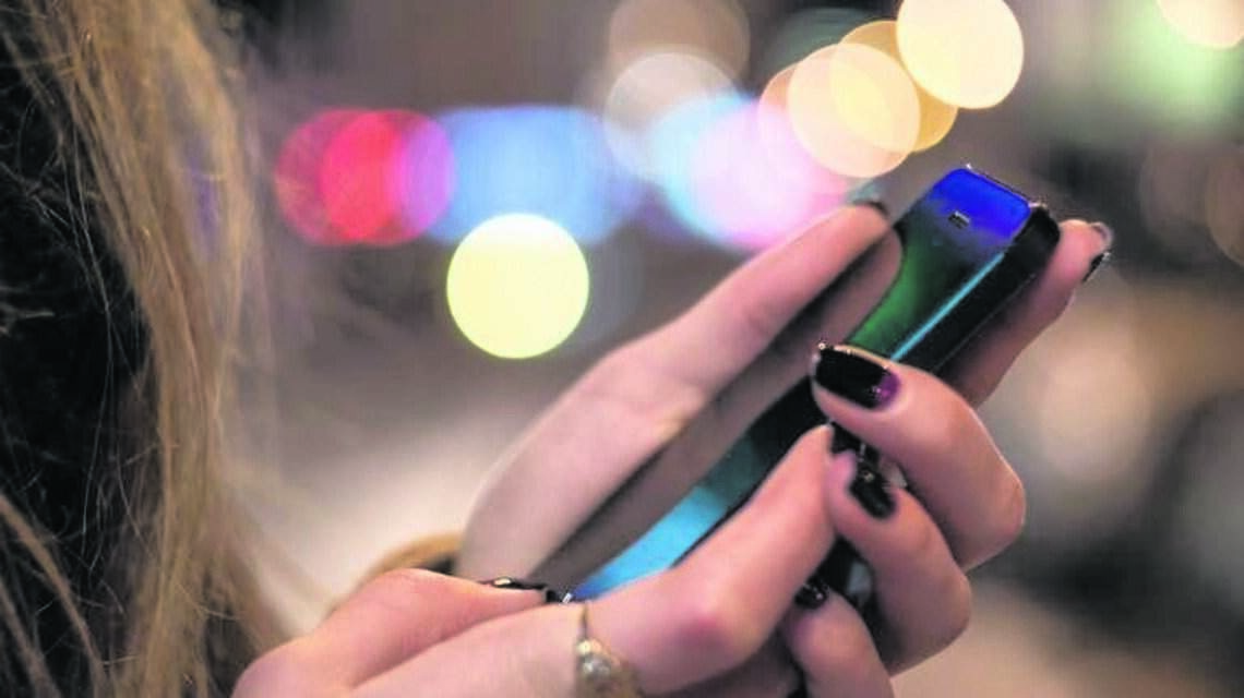 Los hombres le huyen a las mujeres pegajosas. Así encuentras al hombre ideal