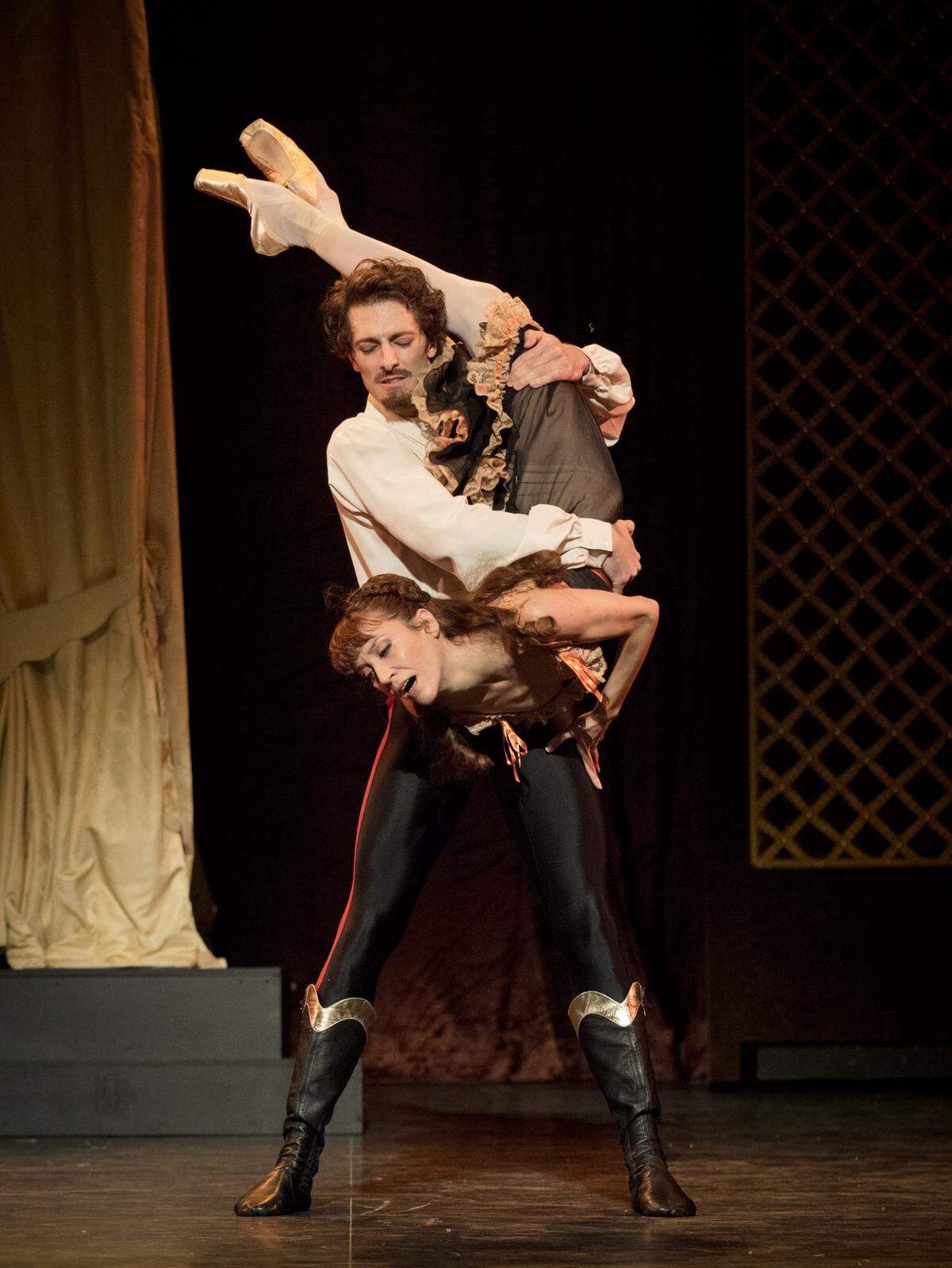 Ludmila Pagliero y Mathiue Ganio en “Mayerling”, de Kenneth MacMillan. 