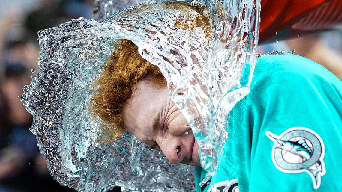 Con un héroe que repite, los Marlins pasan la escoba en Miami y dan motivos para soñar