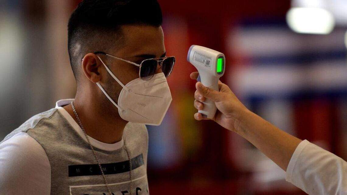 Cuba cobrará en dólares una cuarentena obligatoria a residentes que viajen por algunos aeropuertos
